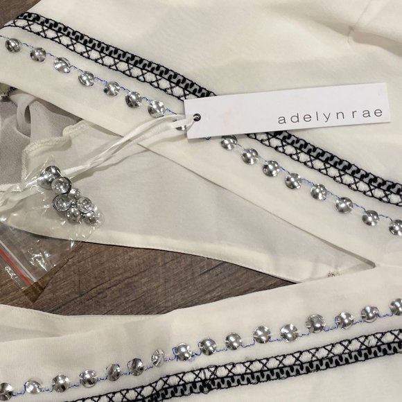 Adelyn Rae Chandra White Embroidered Maxi Dress, Size Small - Picture 16 of 16